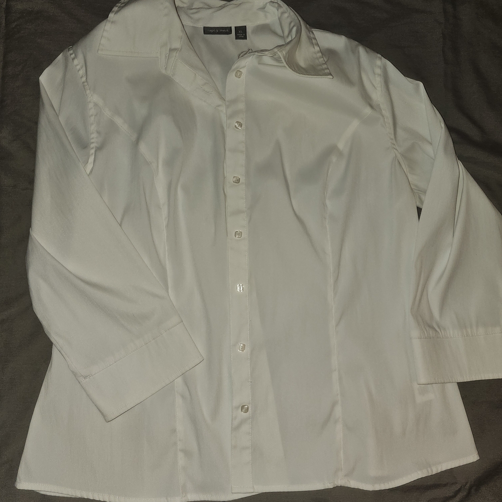 Apt. 9 Women's White Dress Shirt